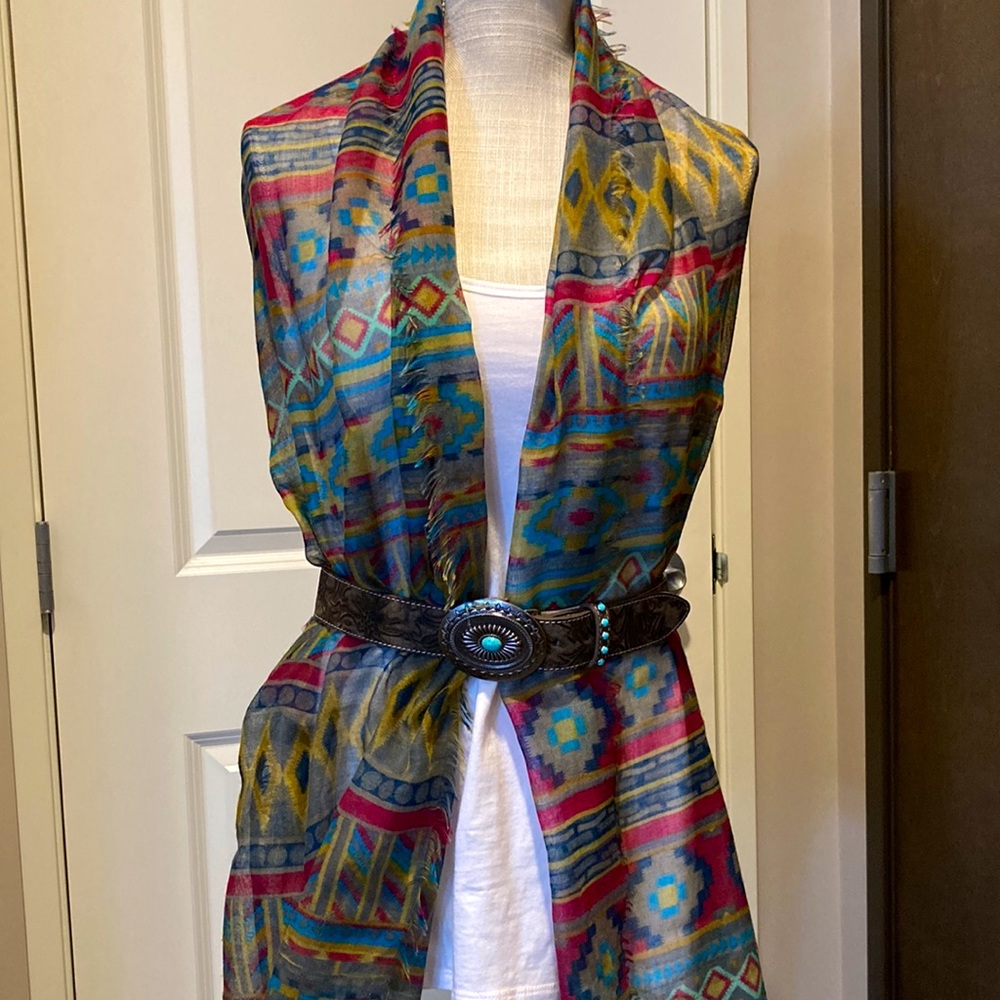 Aztec Scarf - Picture 4 of 17